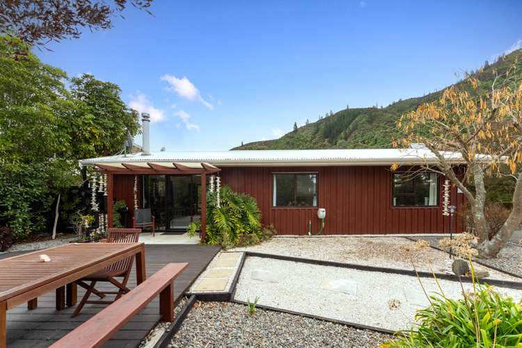 307 Rarangi Beach Road Rarangi_11