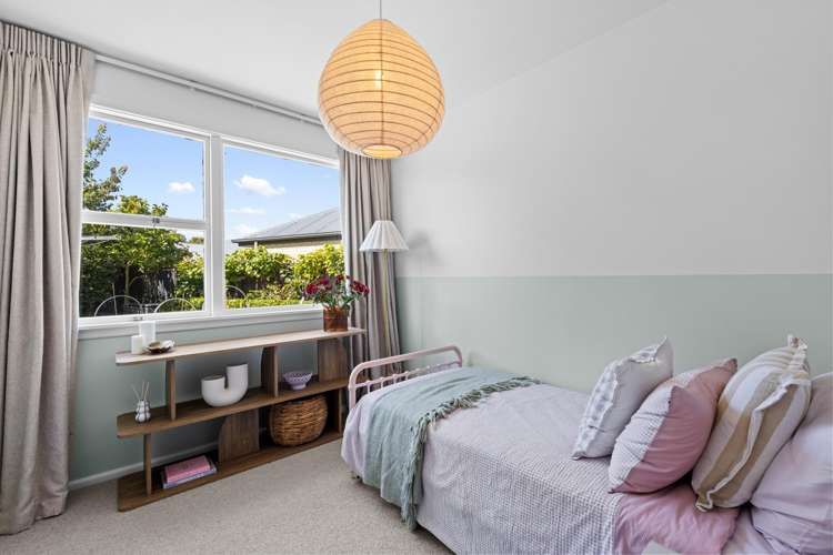 21 Woodstock Place Russley_17