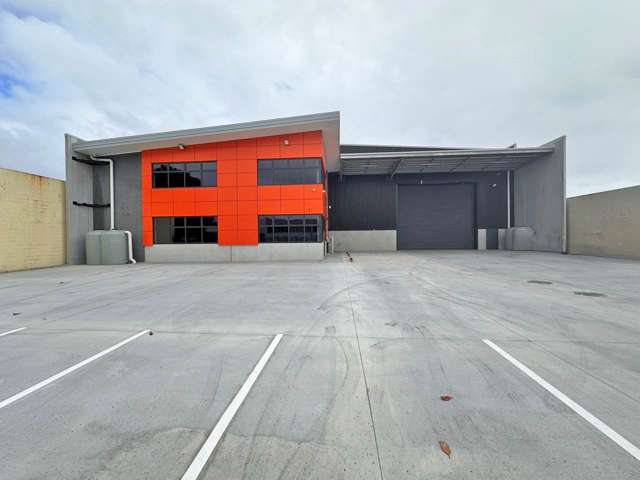 BRAND NEW WAREHOUSE IN WIRI