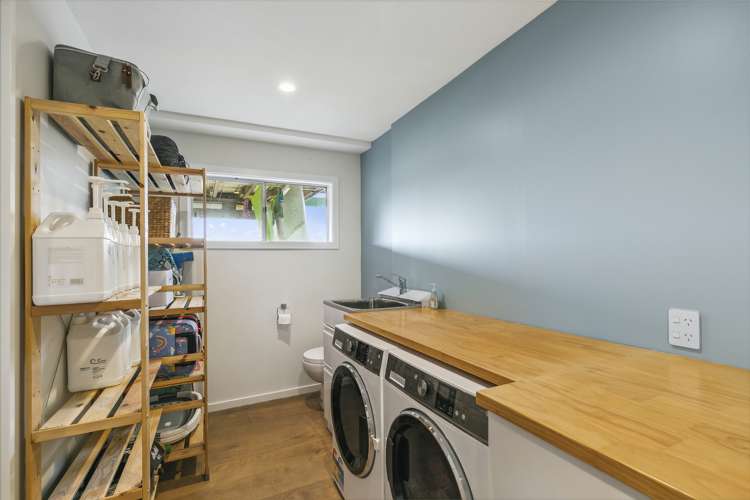 22 Waiwera Crescent Maupuia_13