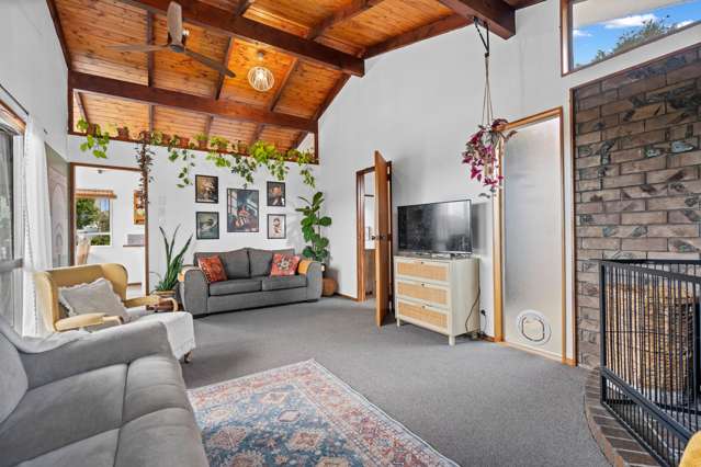 12 Escalona Street Te Kamo_2
