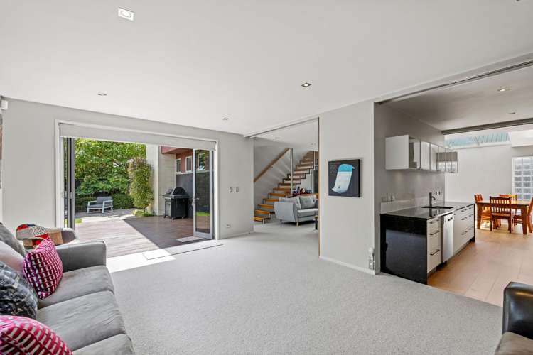 435 Ilam Road Bryndwr_7