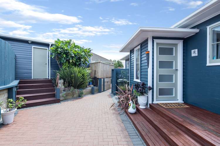 5 Kinghorne Street Strathmore Park_13