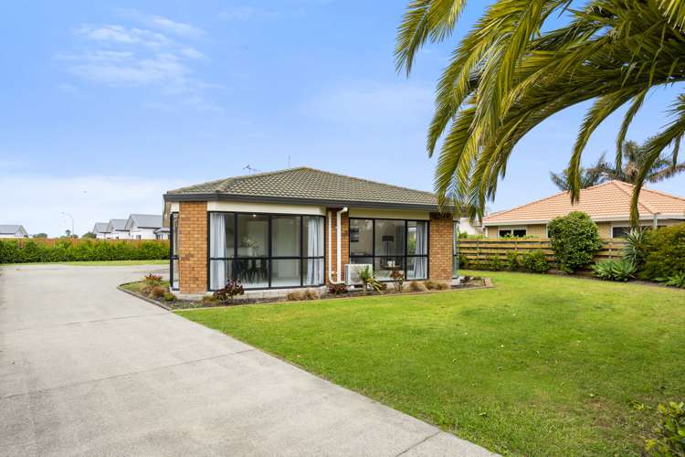 45 Ocean Crest Papamoa_14