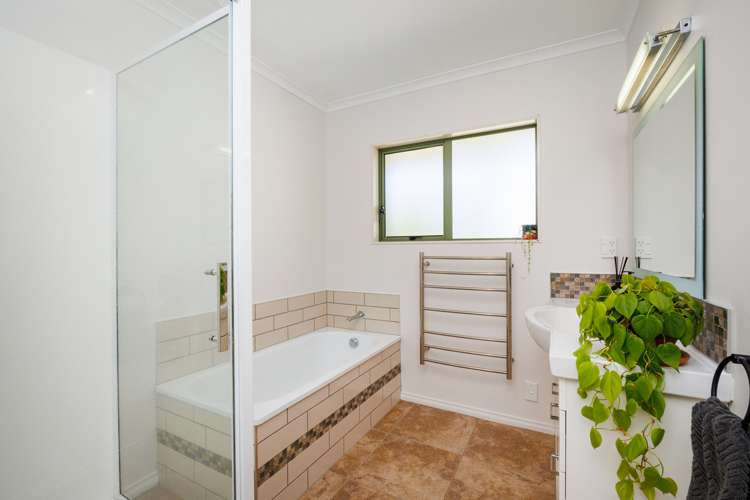 29 Caroline Drive Feilding_16