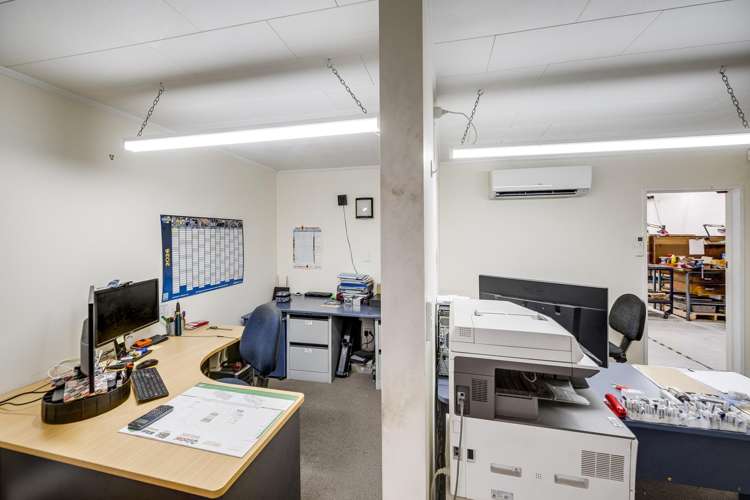 104 Niven Street Onekawa_17