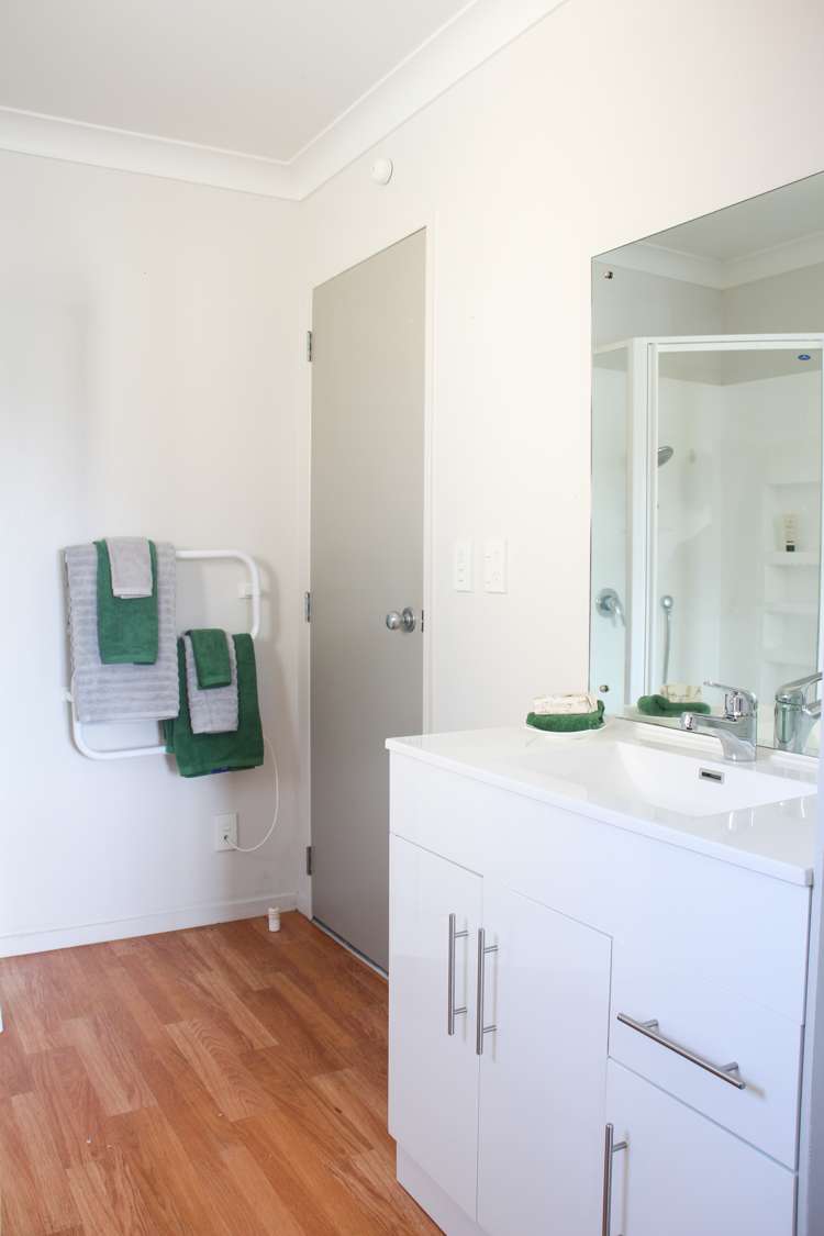 24 Erlestoke Crescent Churton Park_15