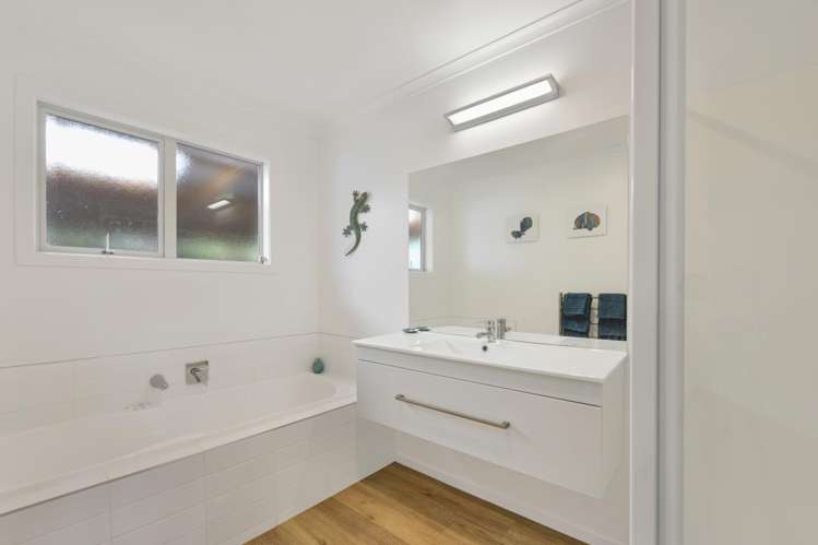 8 Childs Way Richmond_17