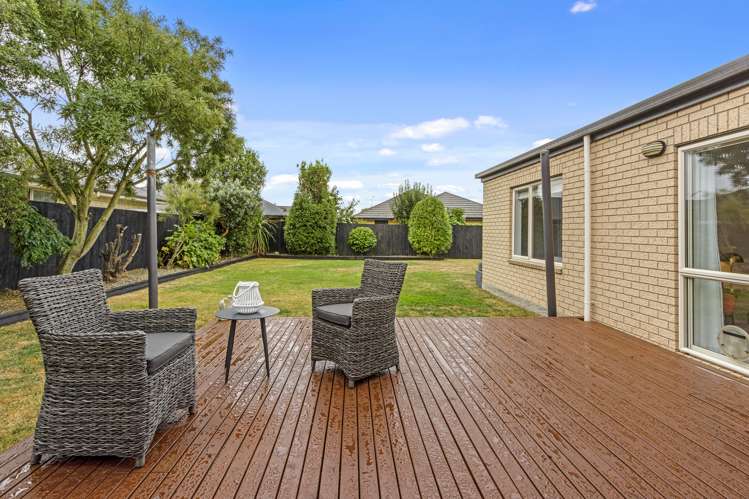 19 Saint Judes Lane Woolston_10