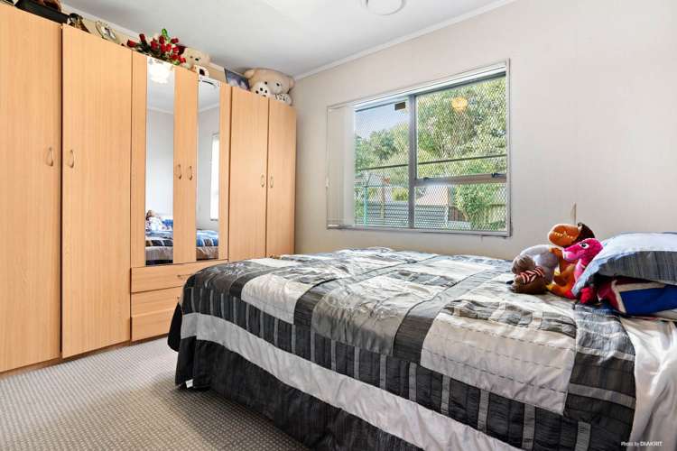 6 Helms Place Manurewa_7