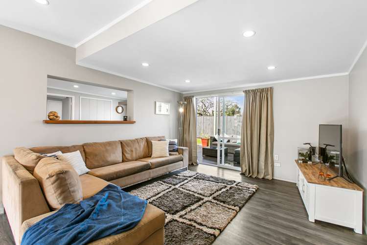 2/8 South Street Papakura_11