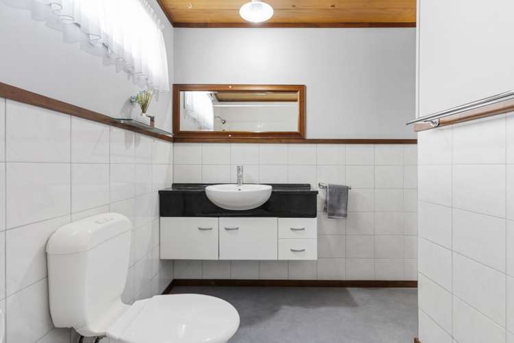 1/65 Cliff View Drive Green Bay_21