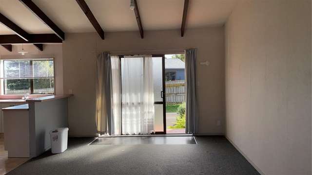 76 Treadwell Street Springvale_3