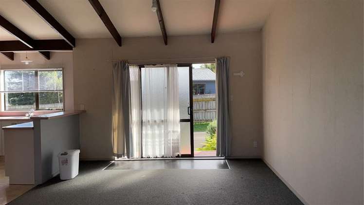 76 Treadwell Street Springvale_3