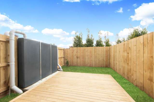 4/53 Archibald Road Kelston_3