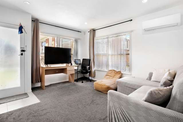 6/12 Raines Avenue Forrest Hill_2