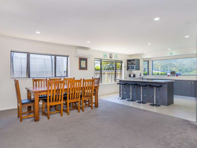 112 Kirton Drive Riverstone Terraces_6