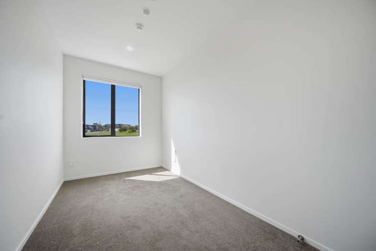 10 Peony Mews Oteha_13