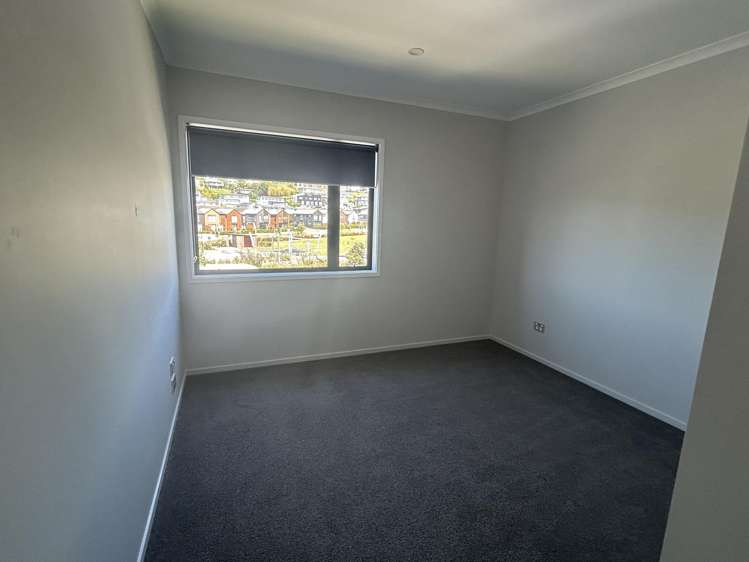 137 Bonair Crescent Silverdale_10