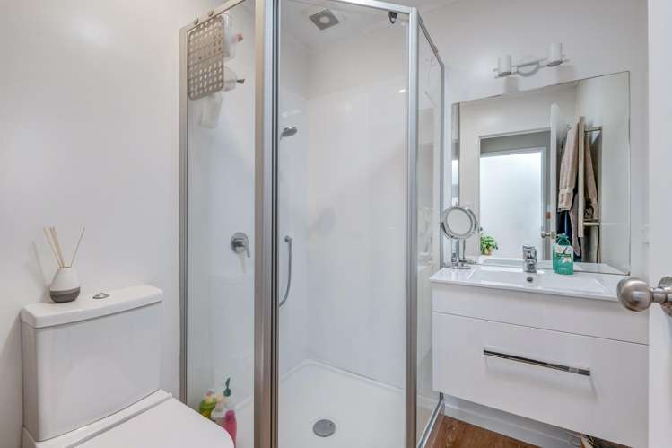 66 Wade River Road Stanmore Bay_9