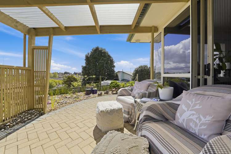 27 Mahonia Place Pyes Pa_6
