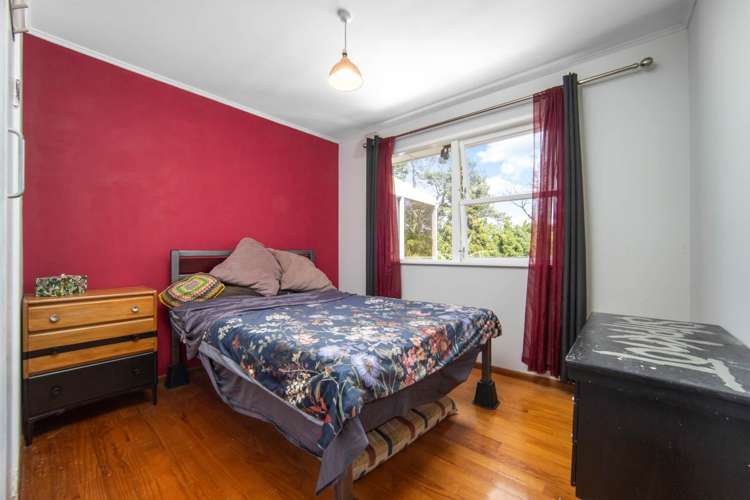 73 Barrys Road Glendene_15