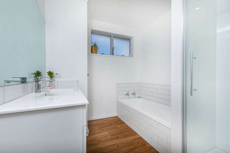 27 Rimu Road Stanmore Bay_15