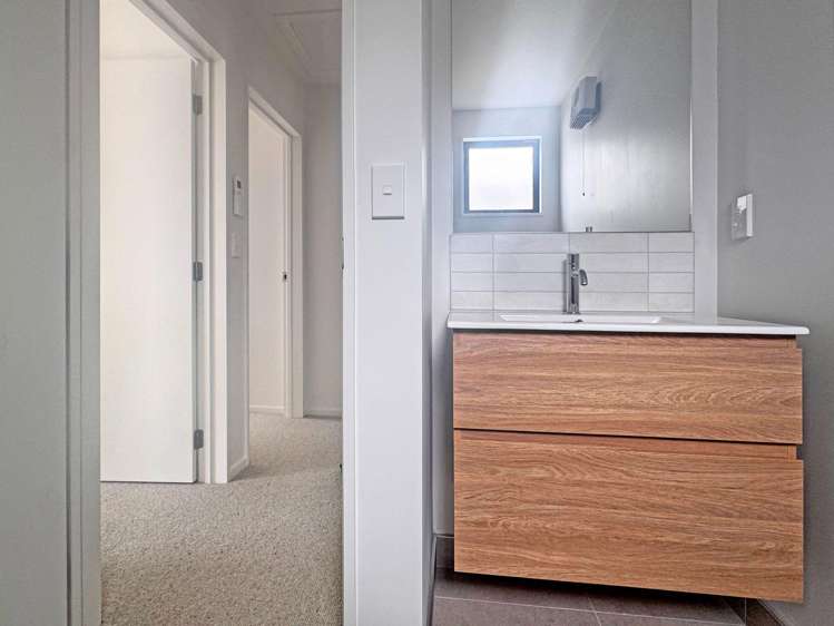 5/527 Hereford St Linwood_13