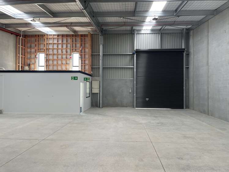 Unit 5/43-45 Thomas Neal Crescent Trentham_2