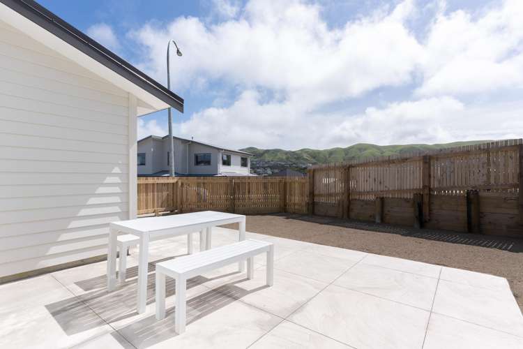 1 Pine Hill Rise Churton Park_12