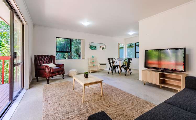 184 Godley Road Titirangi_5