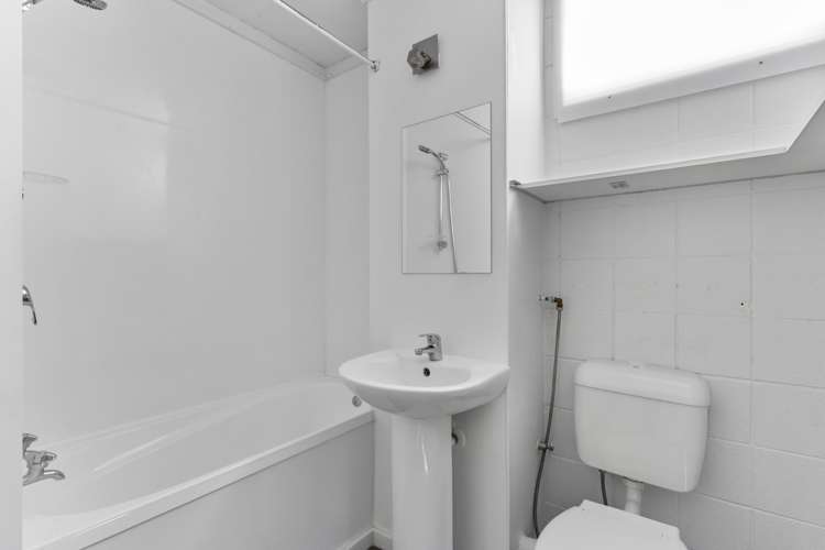 9/9a Esplanade Road Mount Eden_9