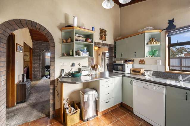 821 Cook Place Raureka_2