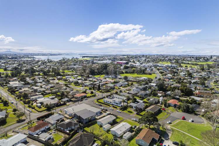 4 Tiaka Place Pakuranga_21
