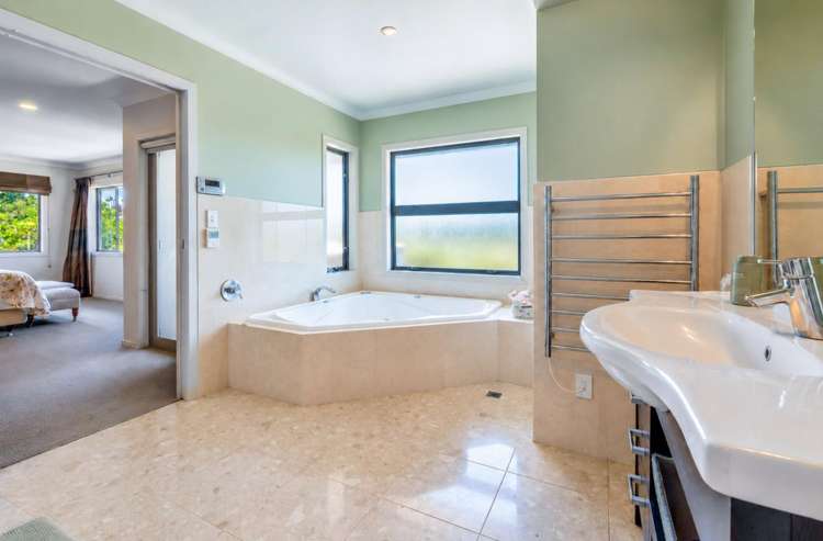 49 Athfield Drive Bethlehem_18