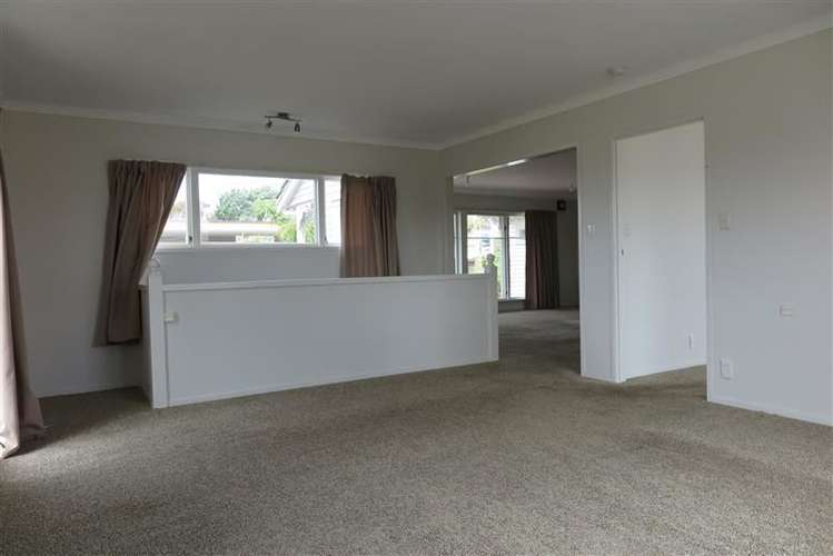 944 East Coast Road Northcross_13