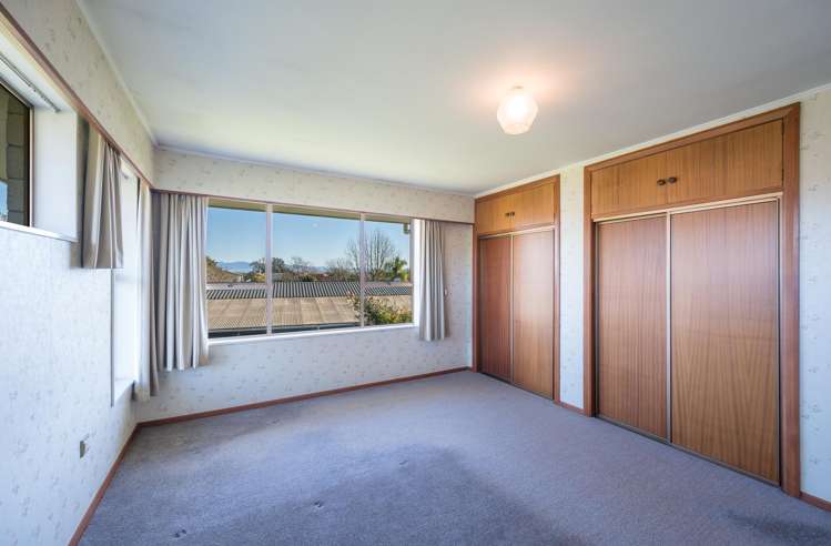 2 Balmoral Place Stoke_23