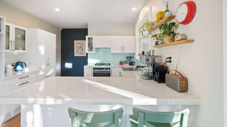 24 Derrett Place Saint Martins_6