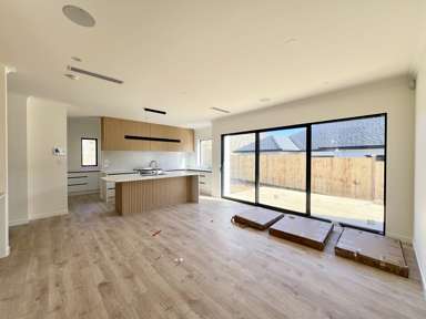 27 Pekanga Road_3