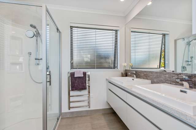 72 Manuel Road Silverdale_2