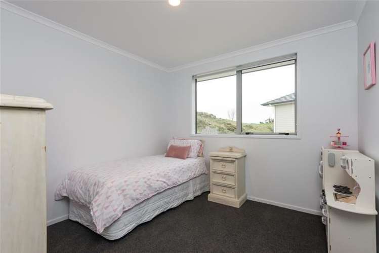 154 Ballintoy Park Drive Welcome Bay_14