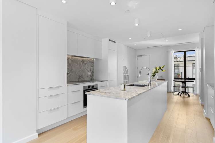 203/2 Tagalad Road Mission Bay_7
