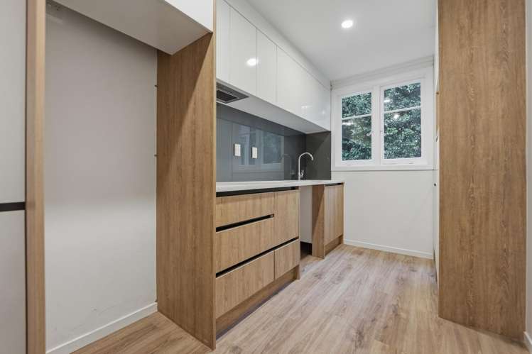 12 Shipherds Avenue Epsom_11