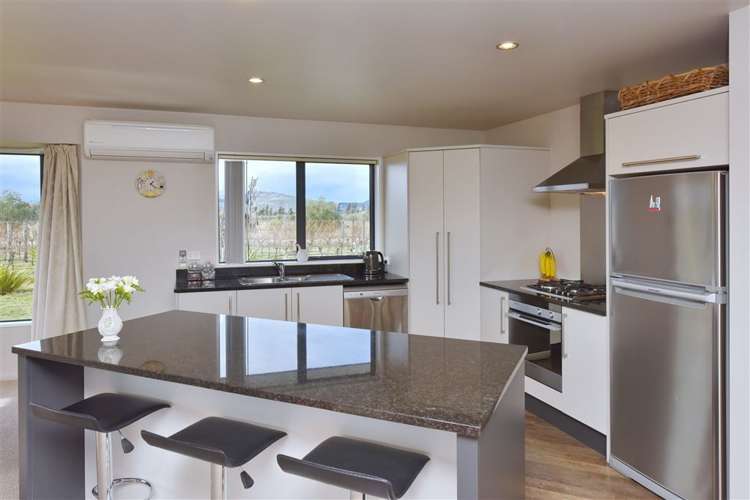 323 Georges Road Amberley_5