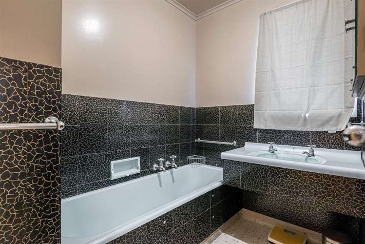 17 Brewster Avenue Morningside_15