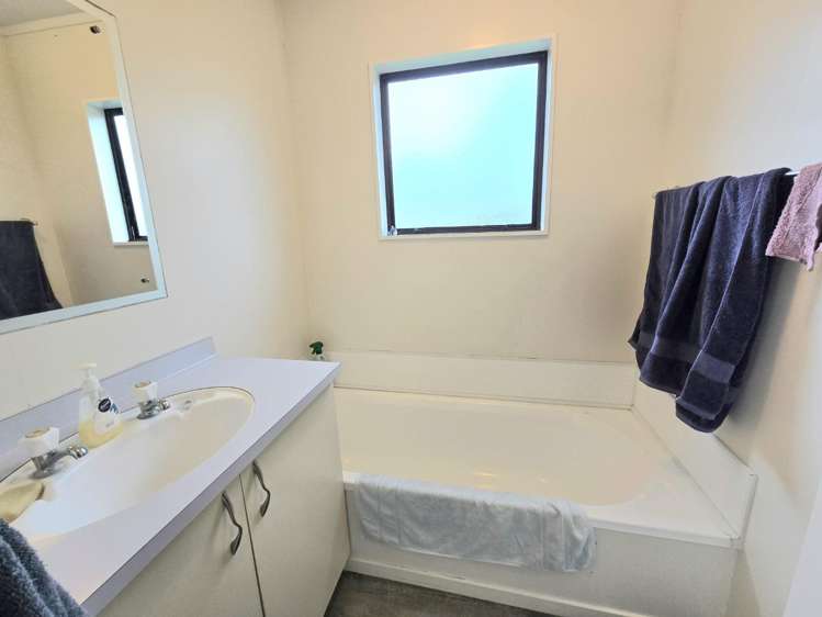 4B Kingsley Place 11229_10