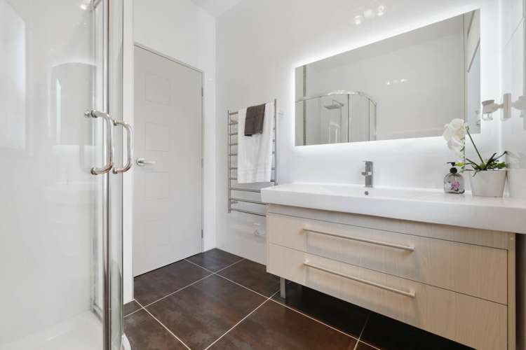 84A Oakdale Road Hillsborough_15