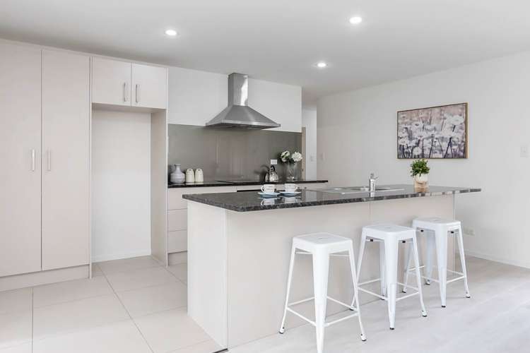 6 Popokatea Drive Takanini_12