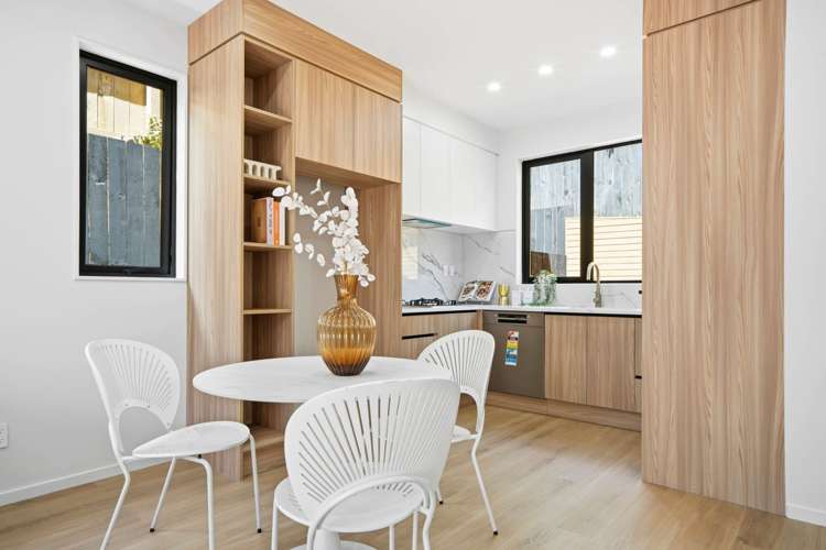 584E Beach Road Rothesay Bay_6