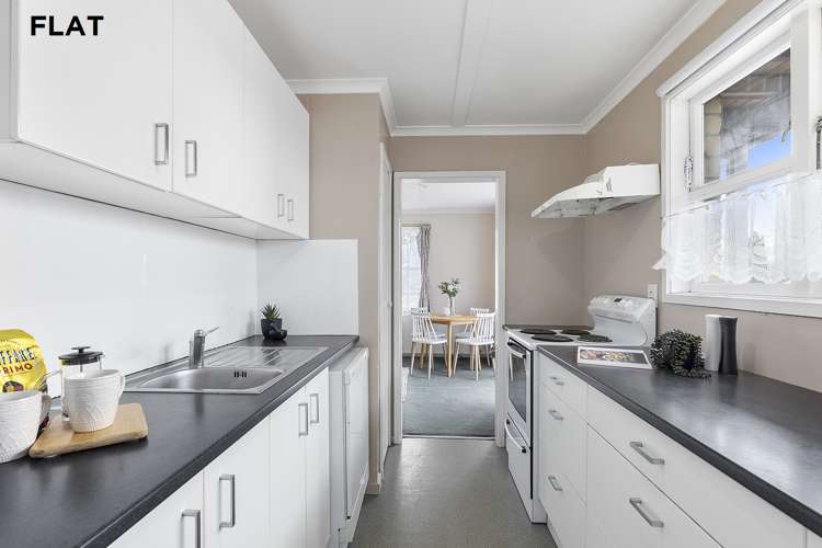 21 Akaroa Drive Maupuia_13